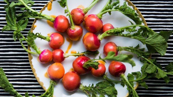 bon-appetit-bacon-butter-radish